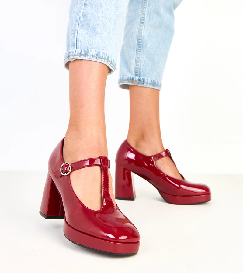 Bordové poltopánky na podpätku so zapínaním Adaoha