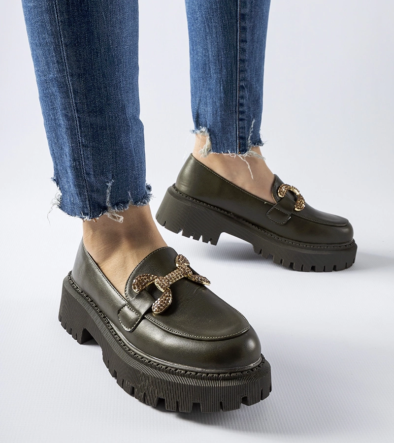 Zelené mokasíny zdobené zirkónmi Uzzone