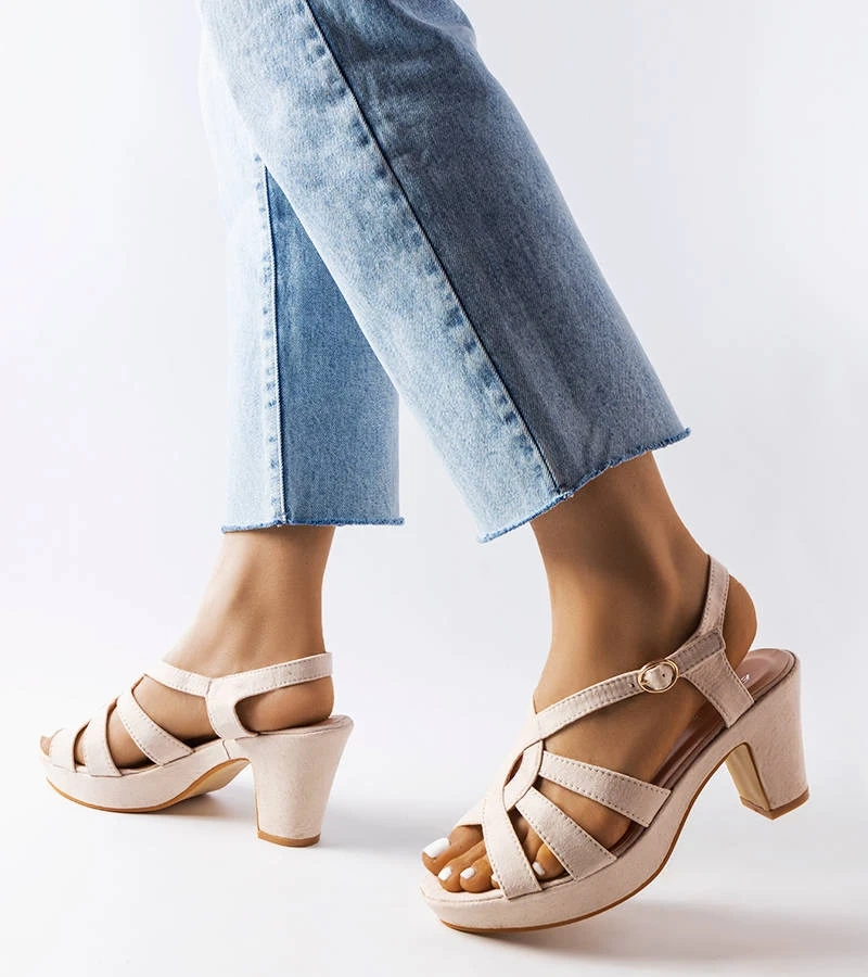 Béžové sandále Monjeau na podpätku