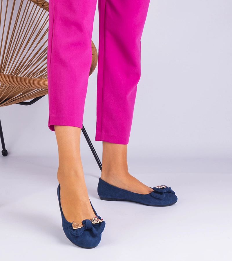 Tmavomodré klasické balerínky s mašľou Merasol