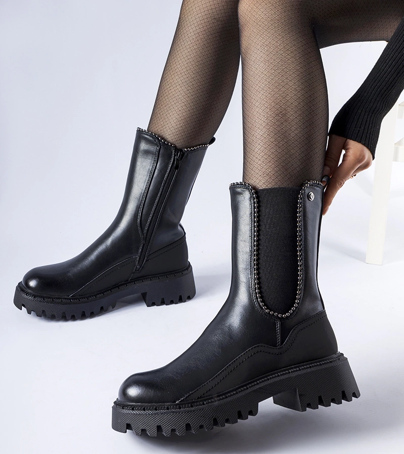 Čierne zateplené členkové čižmy Donigala