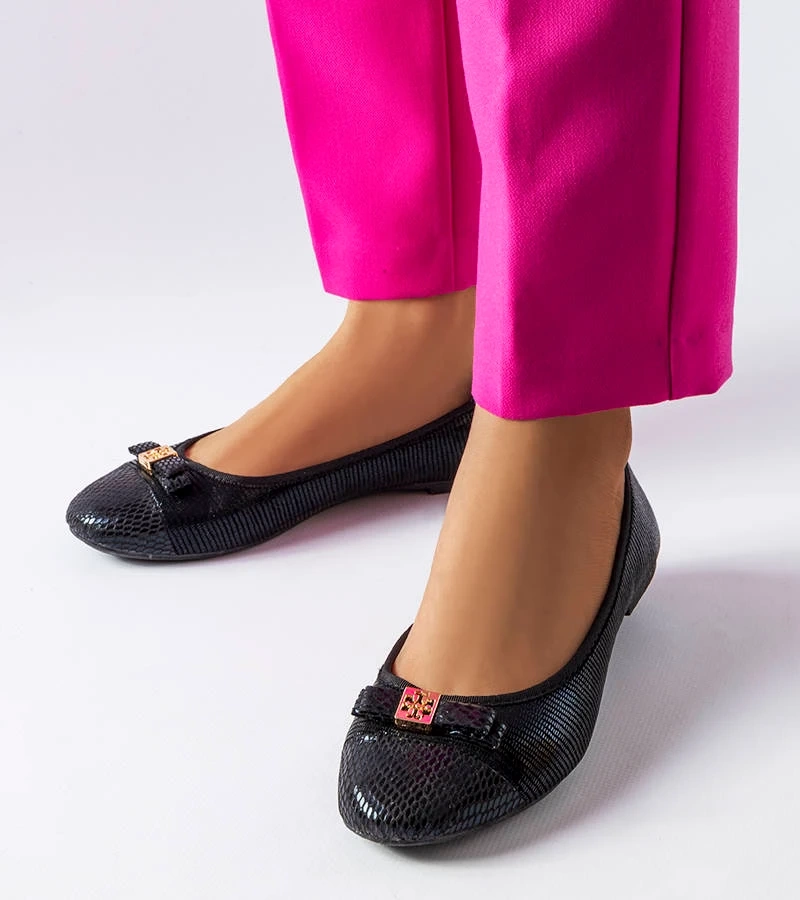 Čierne elegantné balerínky s mašľou Lastra