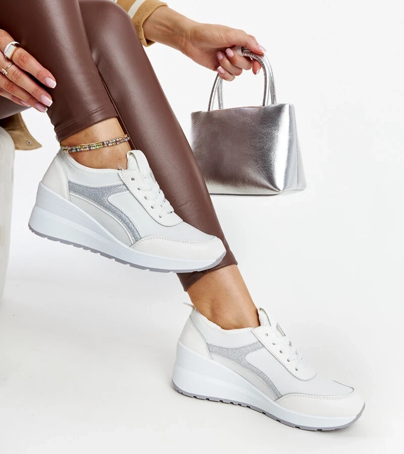 Biele tenisky na platforme Hermina