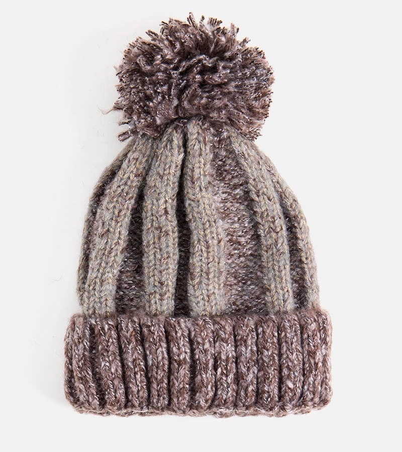 Hnedá čiapka s bambulou Cormil