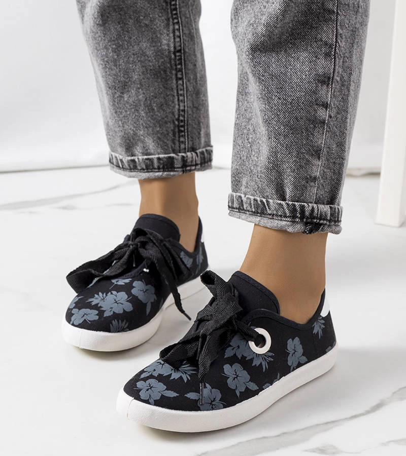 Čierne kvetinové tenisky Hurstie