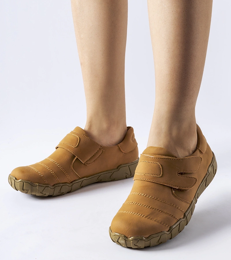 Hnedé poltopánky na suchý zips Frencham