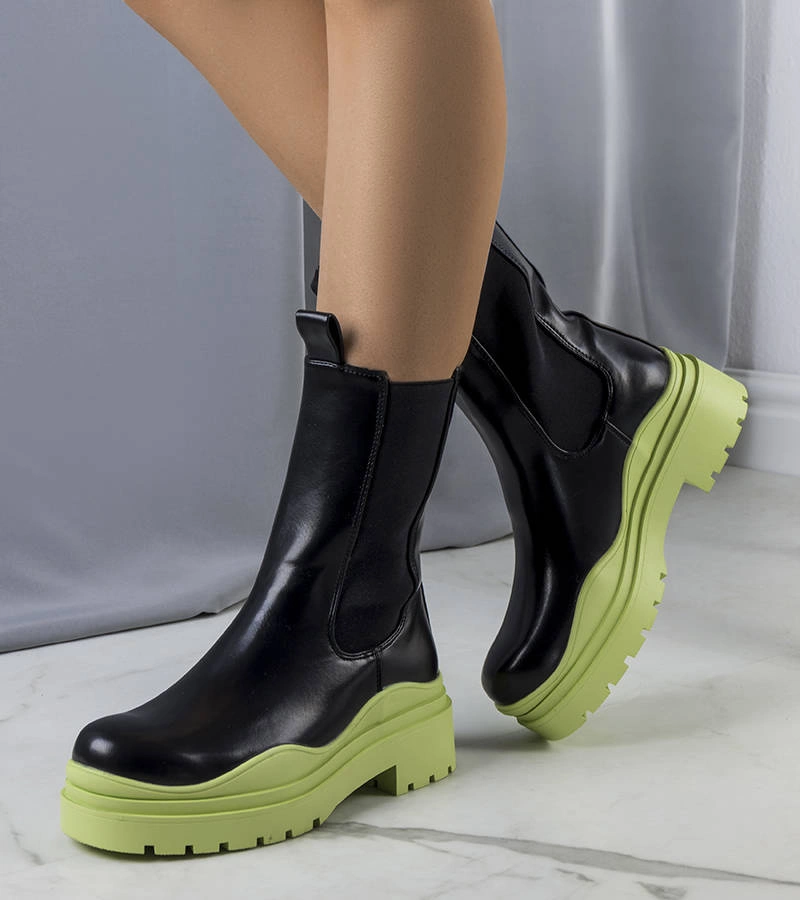 Čierna botki na zelenej podrážke Jadiel