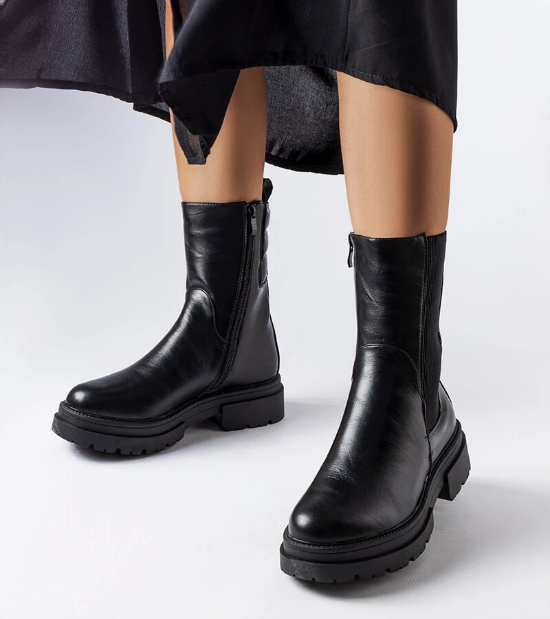 Čierne zateplené topánky Fornari