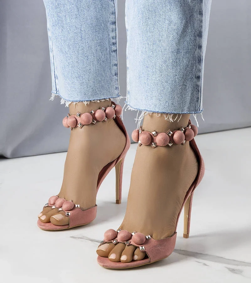 Ružové sandále Yara na podpätku