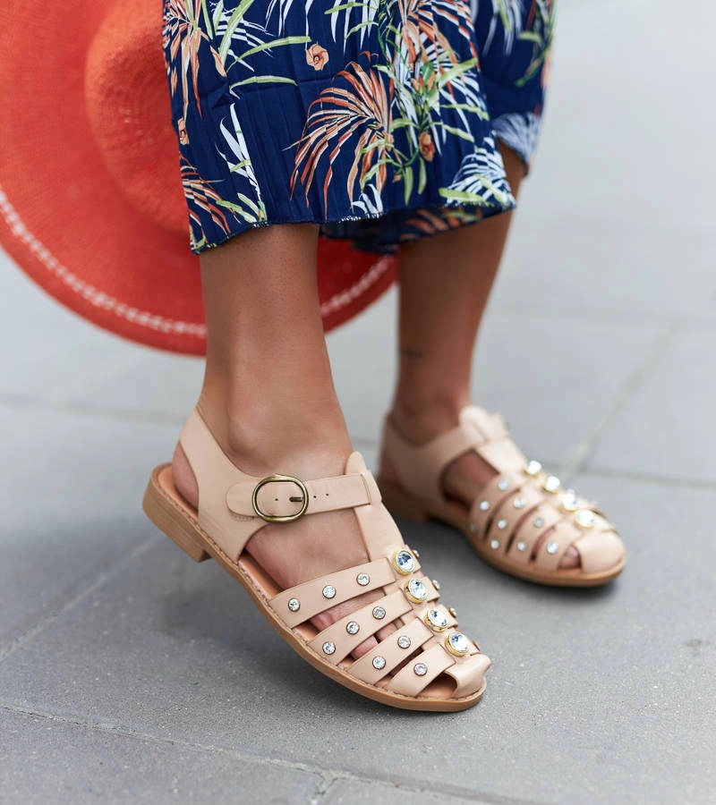 Sandále Gaetano zdobené béžovými zirkónmi