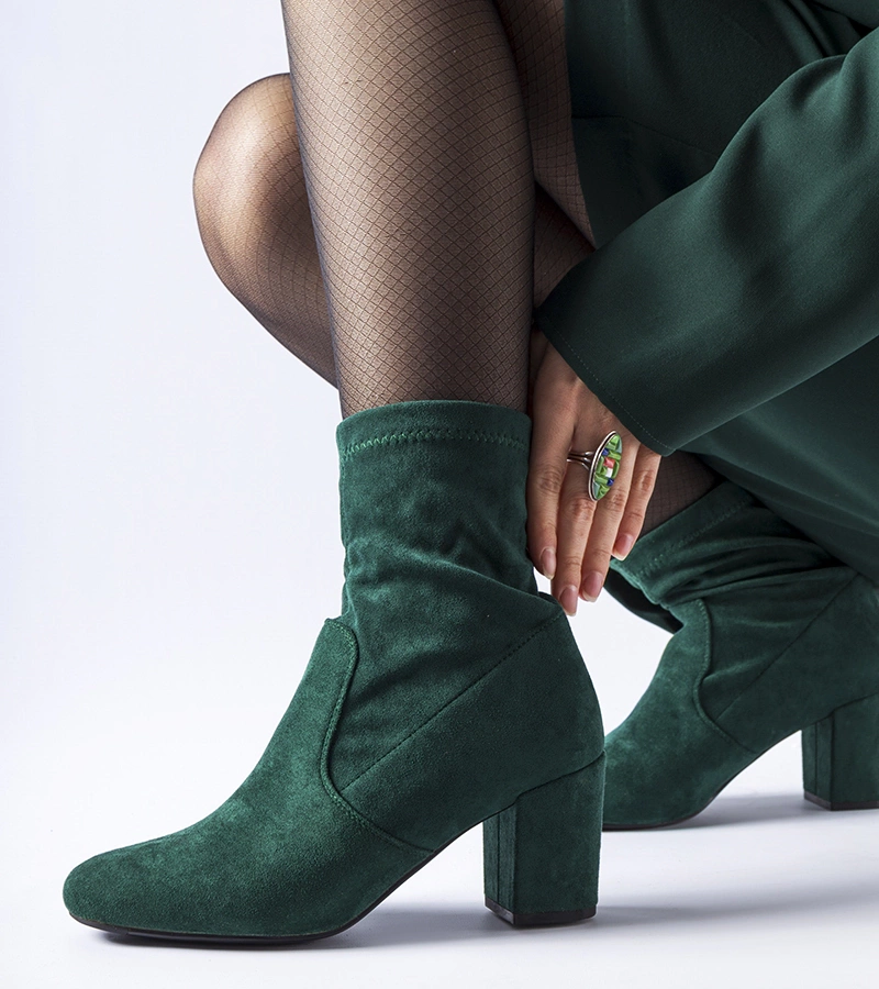 Zelené vkladané členkové čižmy na podpätku Lexington