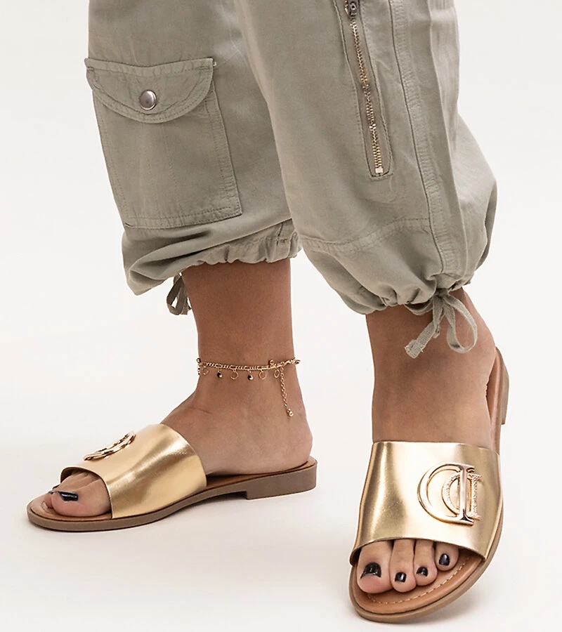 Zlaté sandále s prackou Almeita