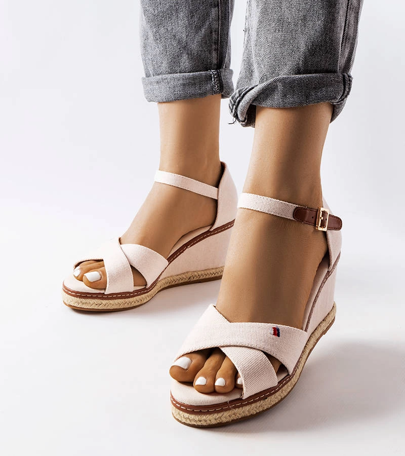 Biele espadrilky na platformách Eleonora