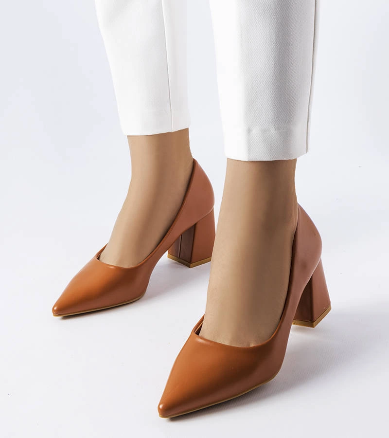 Hnedé lodičky Fanchon na podpätku