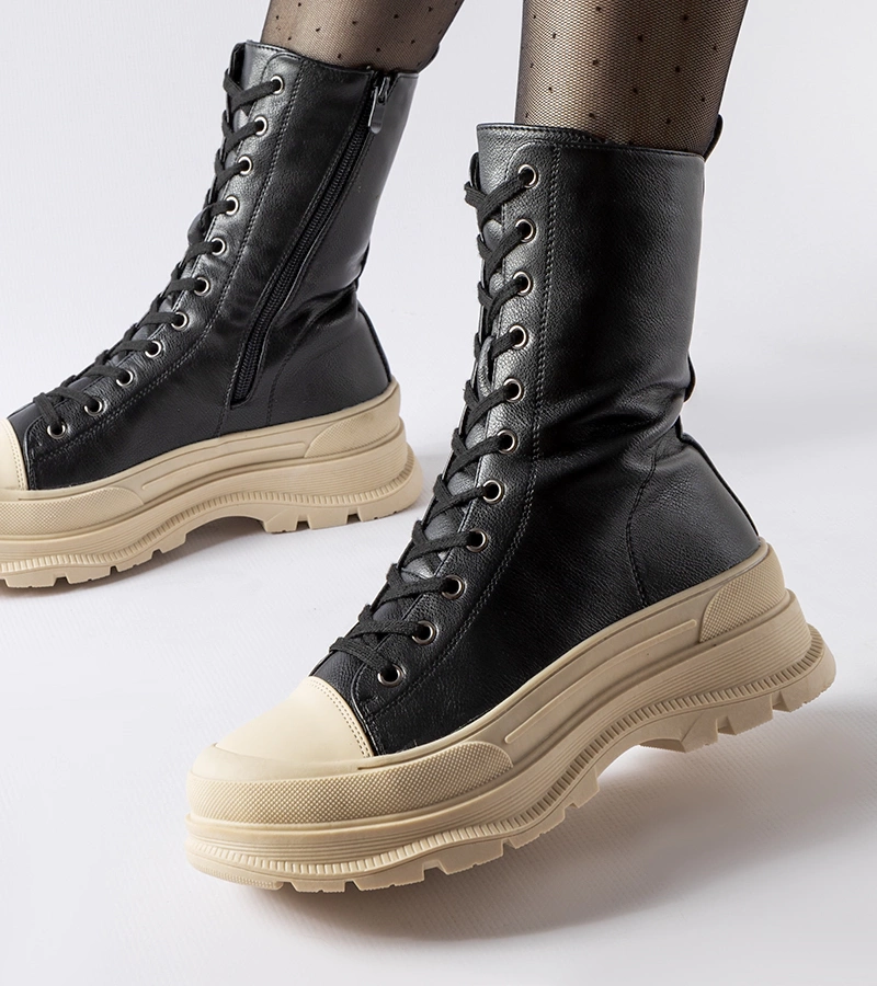 Čierne zateplené topánky s hrubou podrážkou Giselda