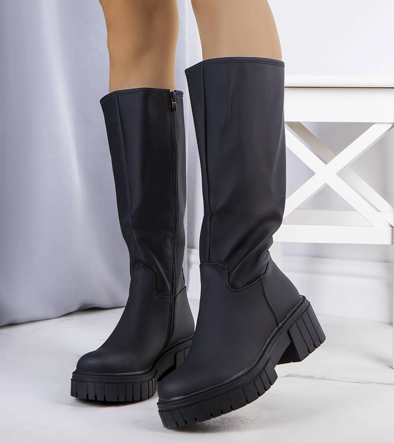 Čierne zateplené topánky Salda