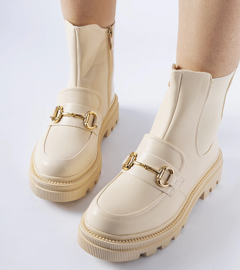 Beige čižmy s viditeľným protektorom Sailetto