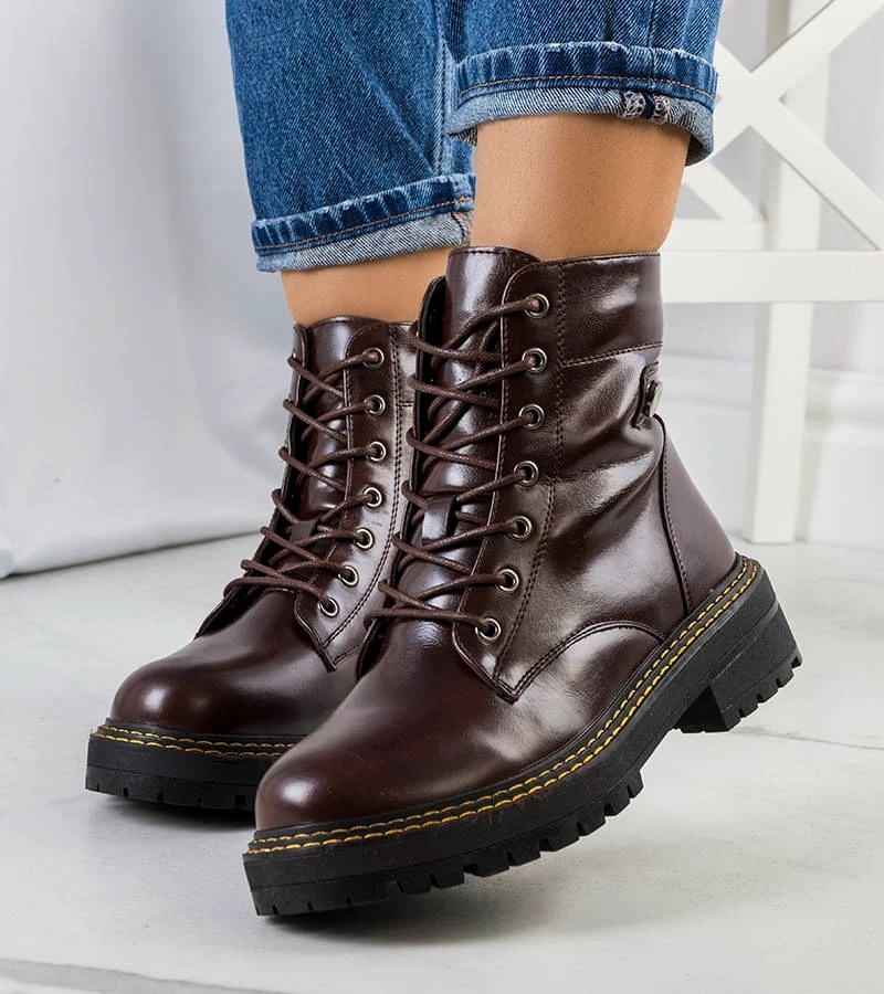 Hnedé trappery Marana