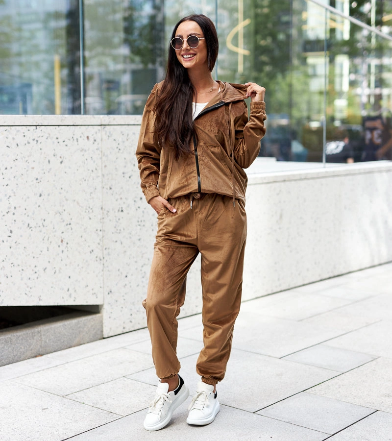 Hnedá velúrová tepláková súprava Miguel