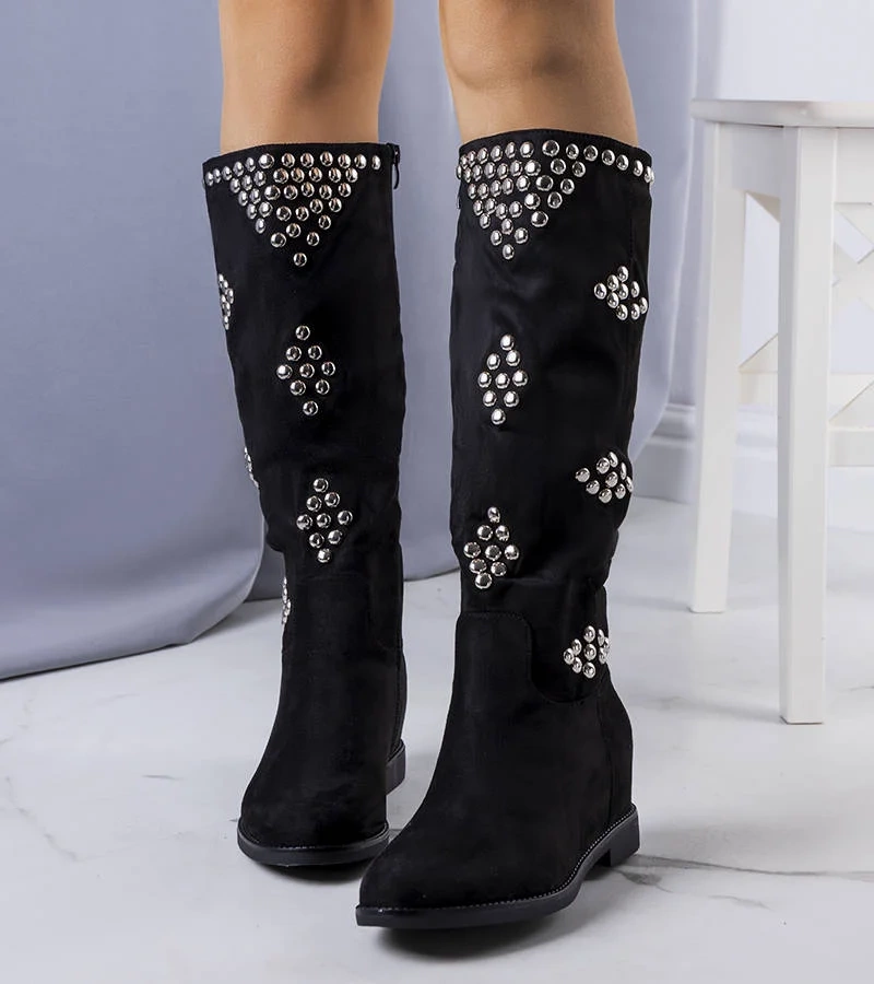 Čierne zateplené topánky na platforme od spoločnosti Rivalta