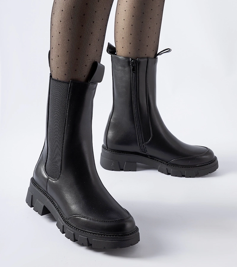 Čierne masívne zateplené členkové čižmy Morbello