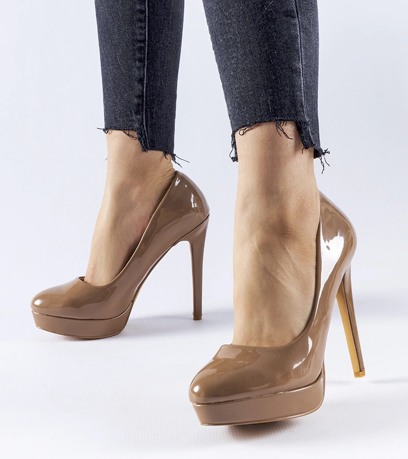 Hnedé lodičky na vysokom opätku Tarsogno