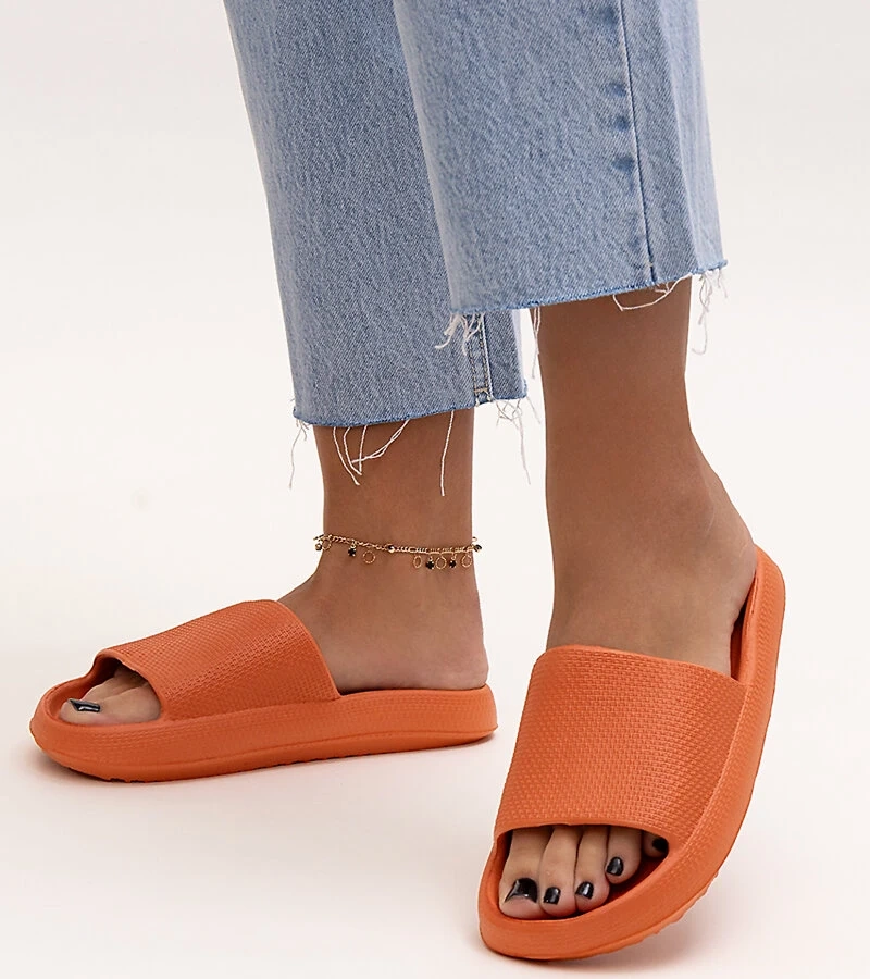 Oranžové penové šľapky Gardne