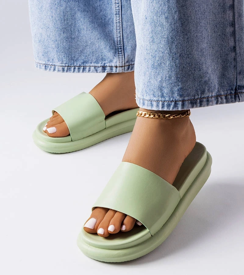 Zelené žabky na platforme Paquette