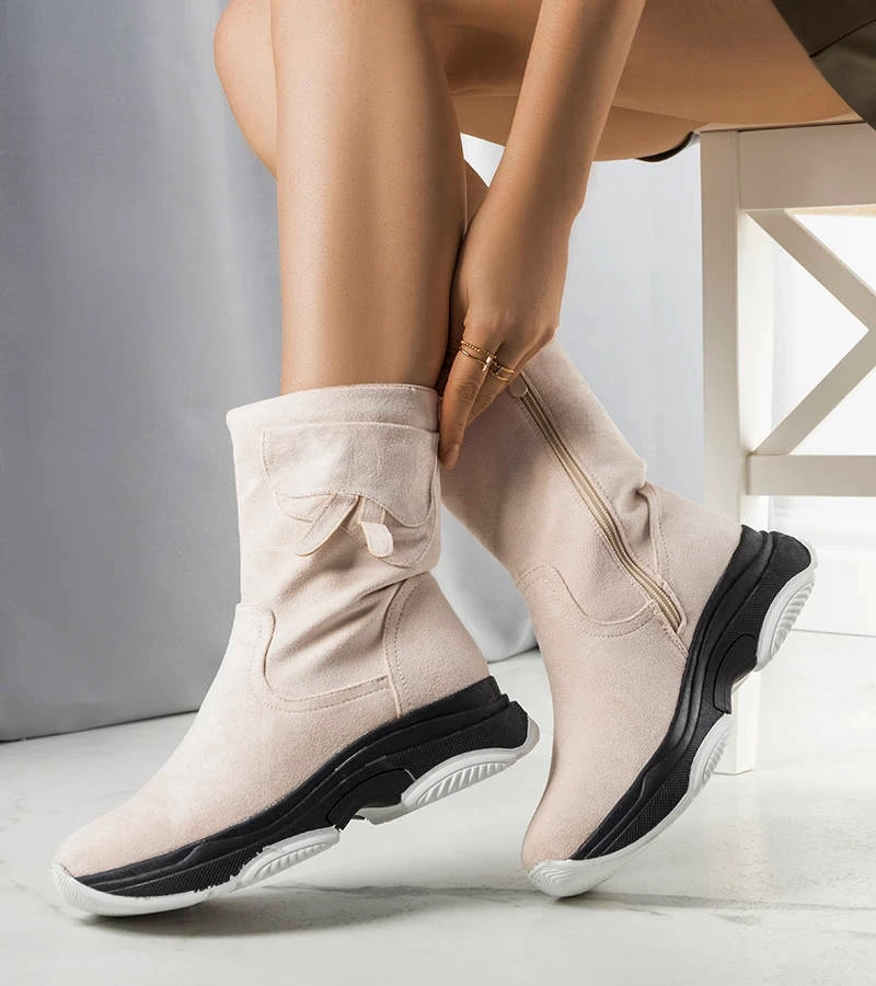 Béžová izolovaná botki Destino