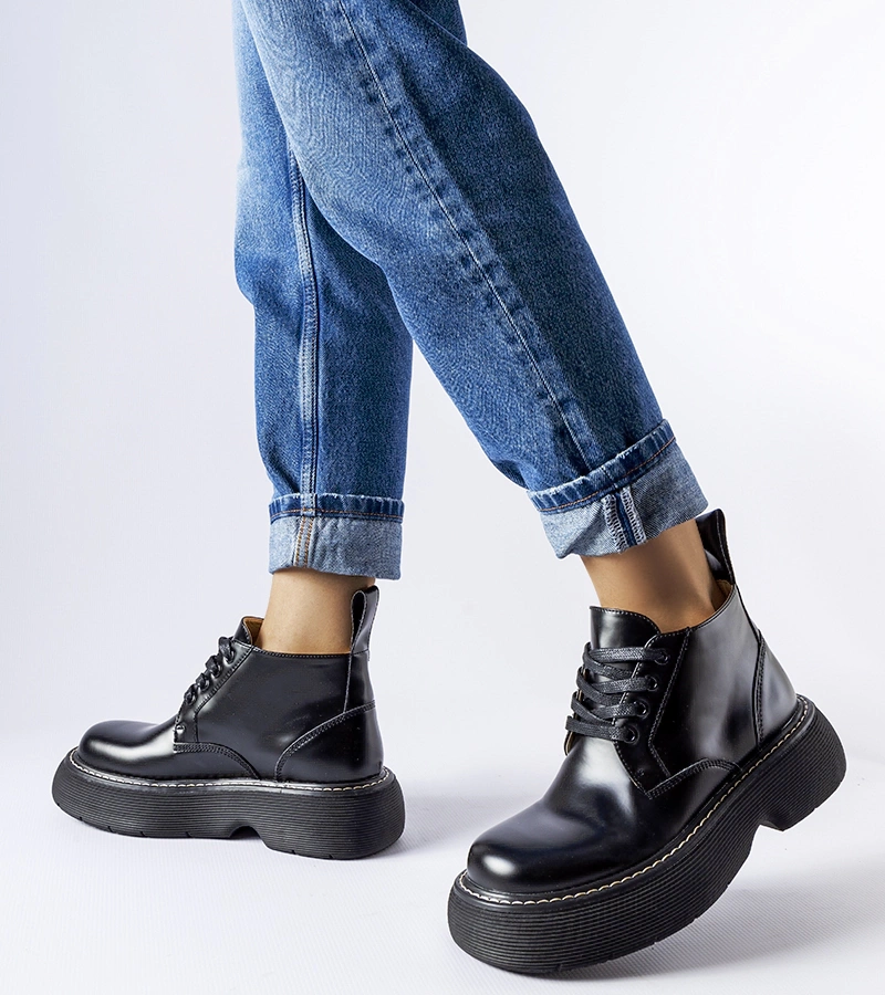 Čierne krátke klasické vrecia od Aristide