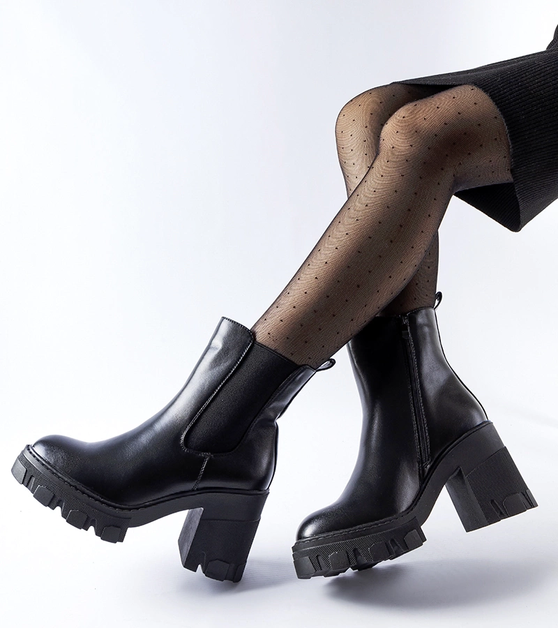 Čierne zateplené čižmy na opätku Corpolo