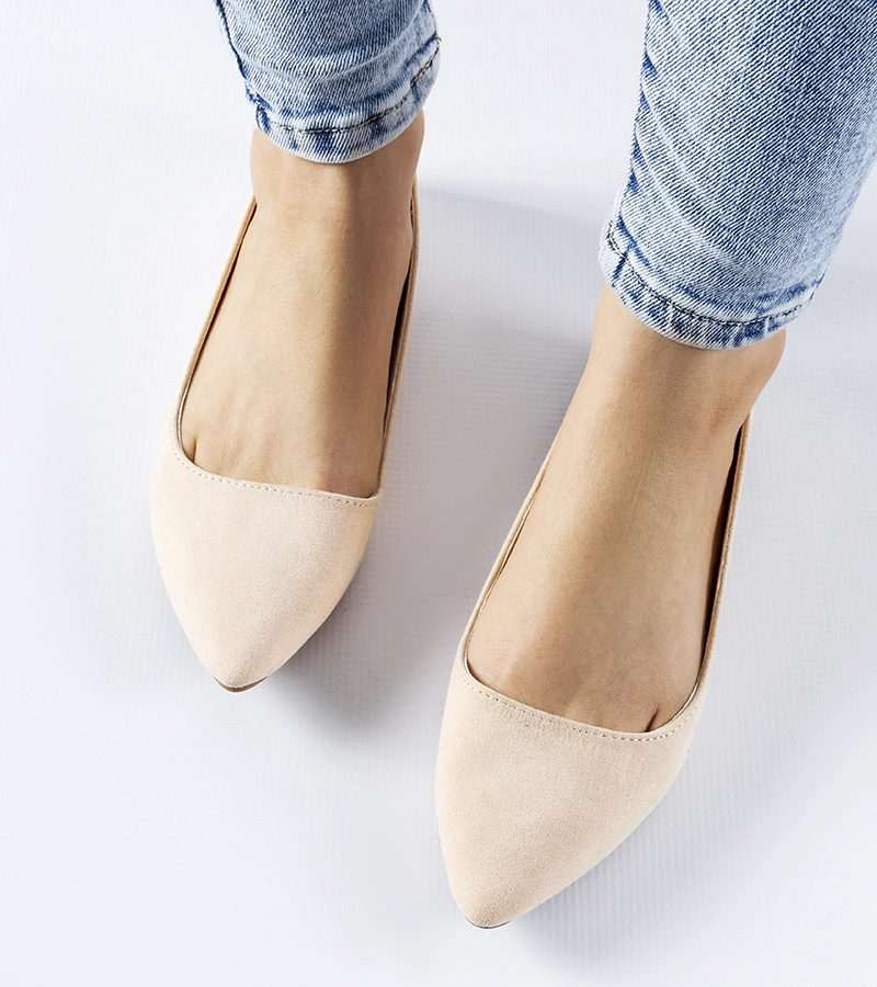 Bežové špičaté balerínky Riv