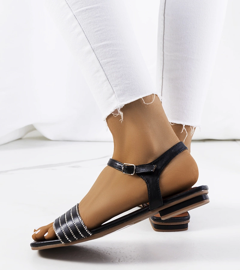 Čierne sandále Sudbury so zirkónmi