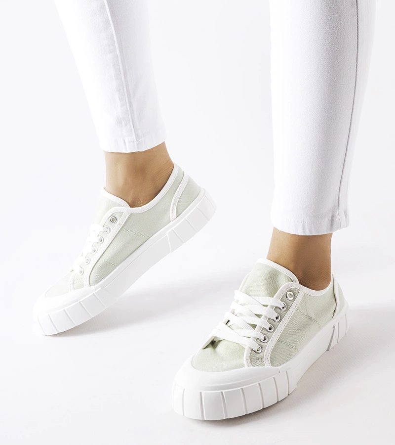 Zelené tenisky na hrubej platforme Egidio