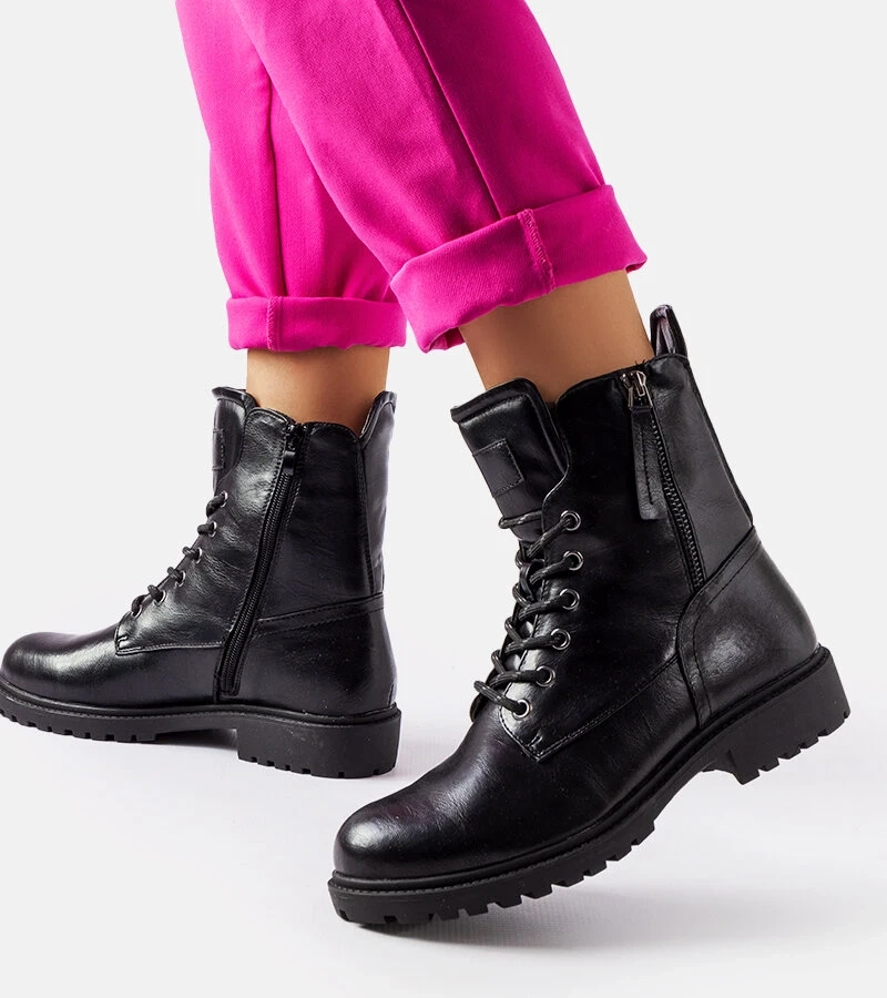 Čierne zateplené trapery Ailen