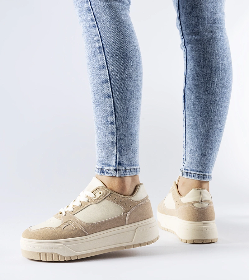 Svetlobežové tenisky na platforme Pomona