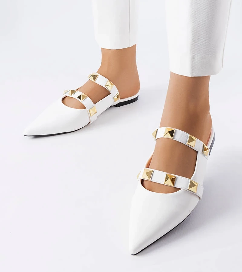 Biele žabky Ruckman so špicatou špičkou