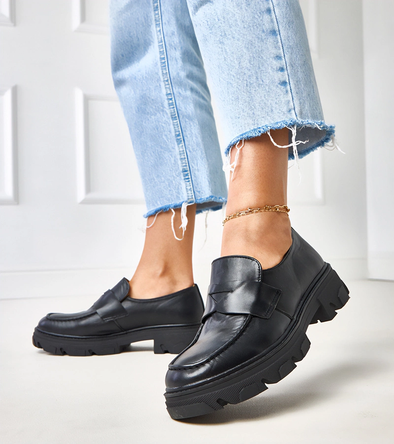 Čierne poltopánky z eko kože Kirna