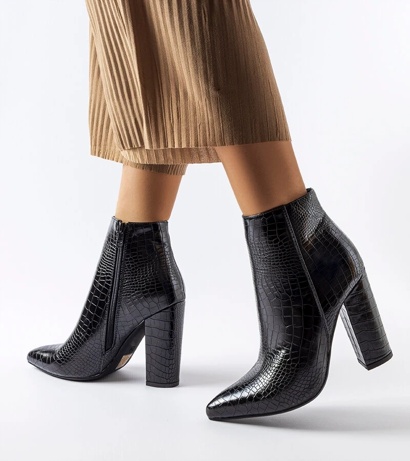 Čierne čižmy Pescia