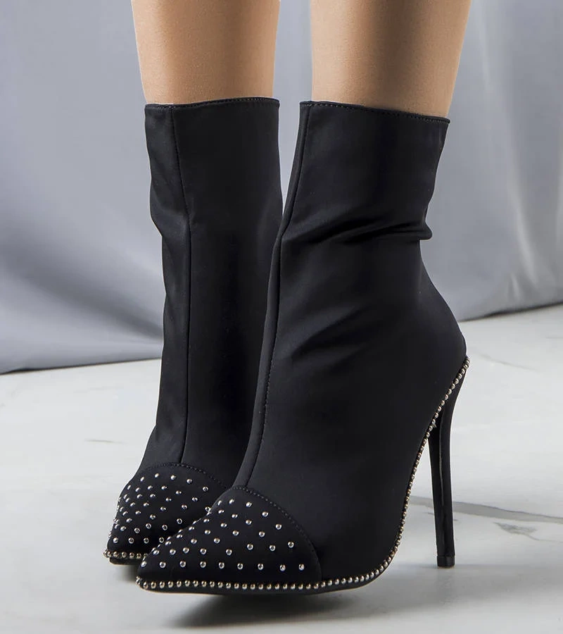 Čierna botki na ihličkovom podpätku Flegrei