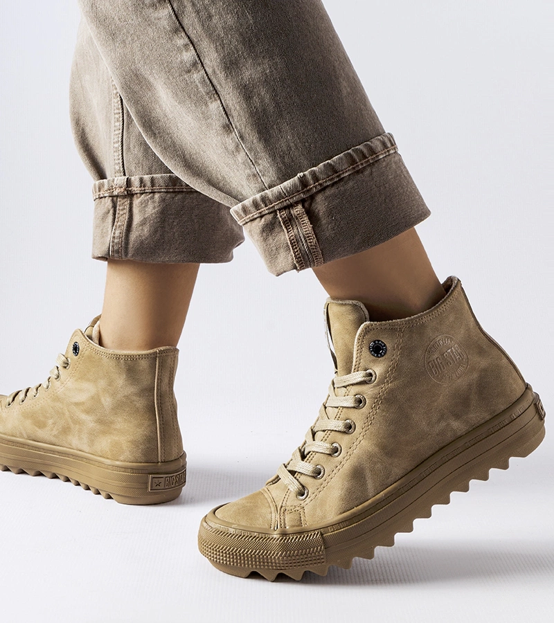 Beige zateplené tenisky Big Star GG274071