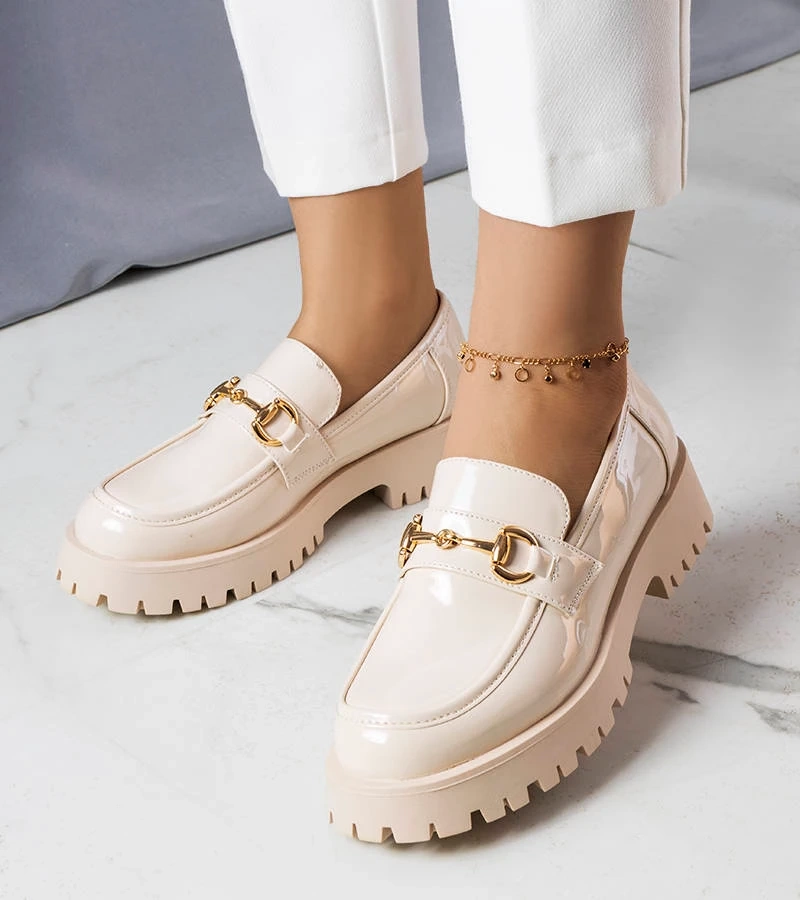 Béžové lakované poltopánky Simard