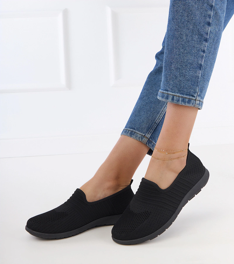 Čierne dámske tenisky Saris