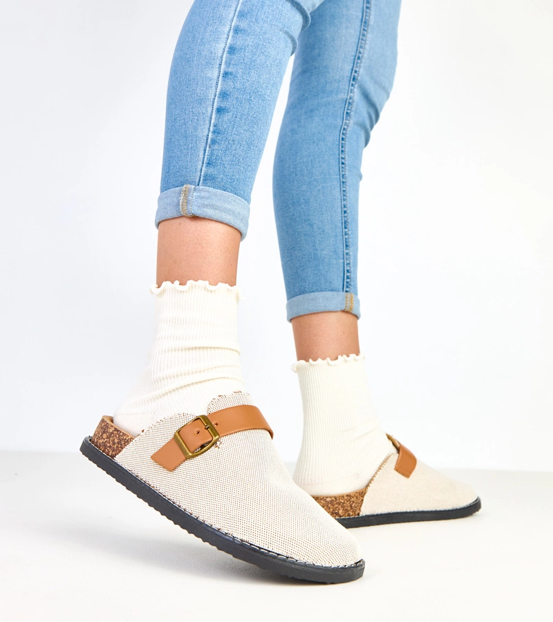 Hnedé papuče na korkovej platforme s prackou Polly