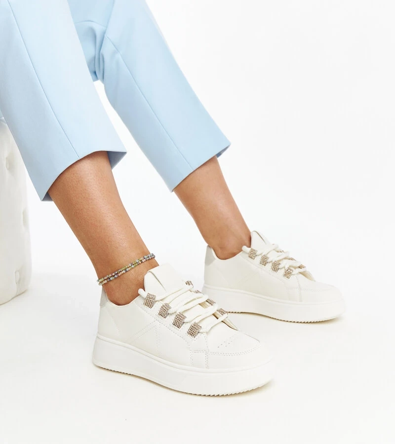 Bežové tenisky na hrubom podpätku od Walida