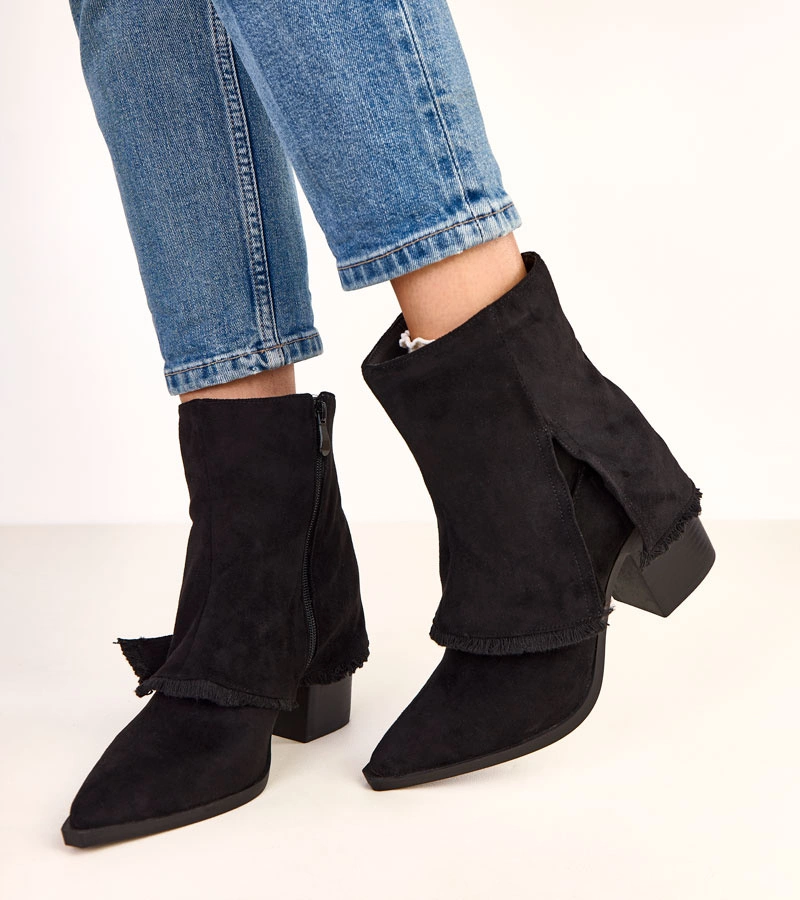 Čierne členkové čižmy na podpätku s vyhrnutým zvrškom Felicia