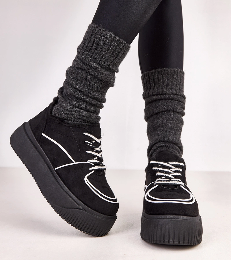 Čierne zateplené tenisky na platforme Vargas