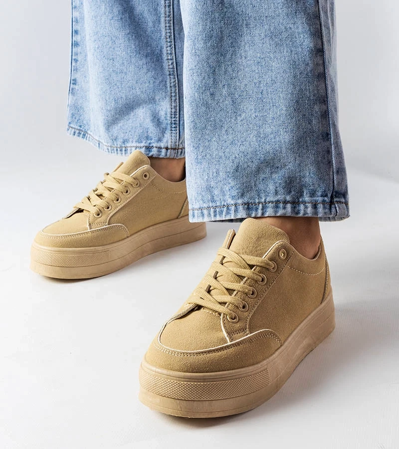 Béžové tenisky na platforme od Amathymes