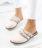 Béžové žabky zdobené cvočkami Asselt