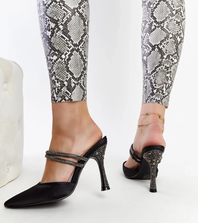 Čierne sandále na podpätku Raffaelina